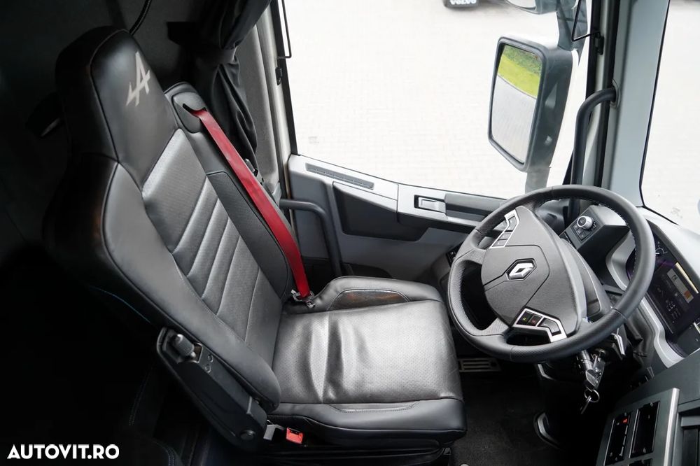 Renault T 520 / RETARDER / PIELE / LIMITED / TEAM ALPINE 66/99 - 27
