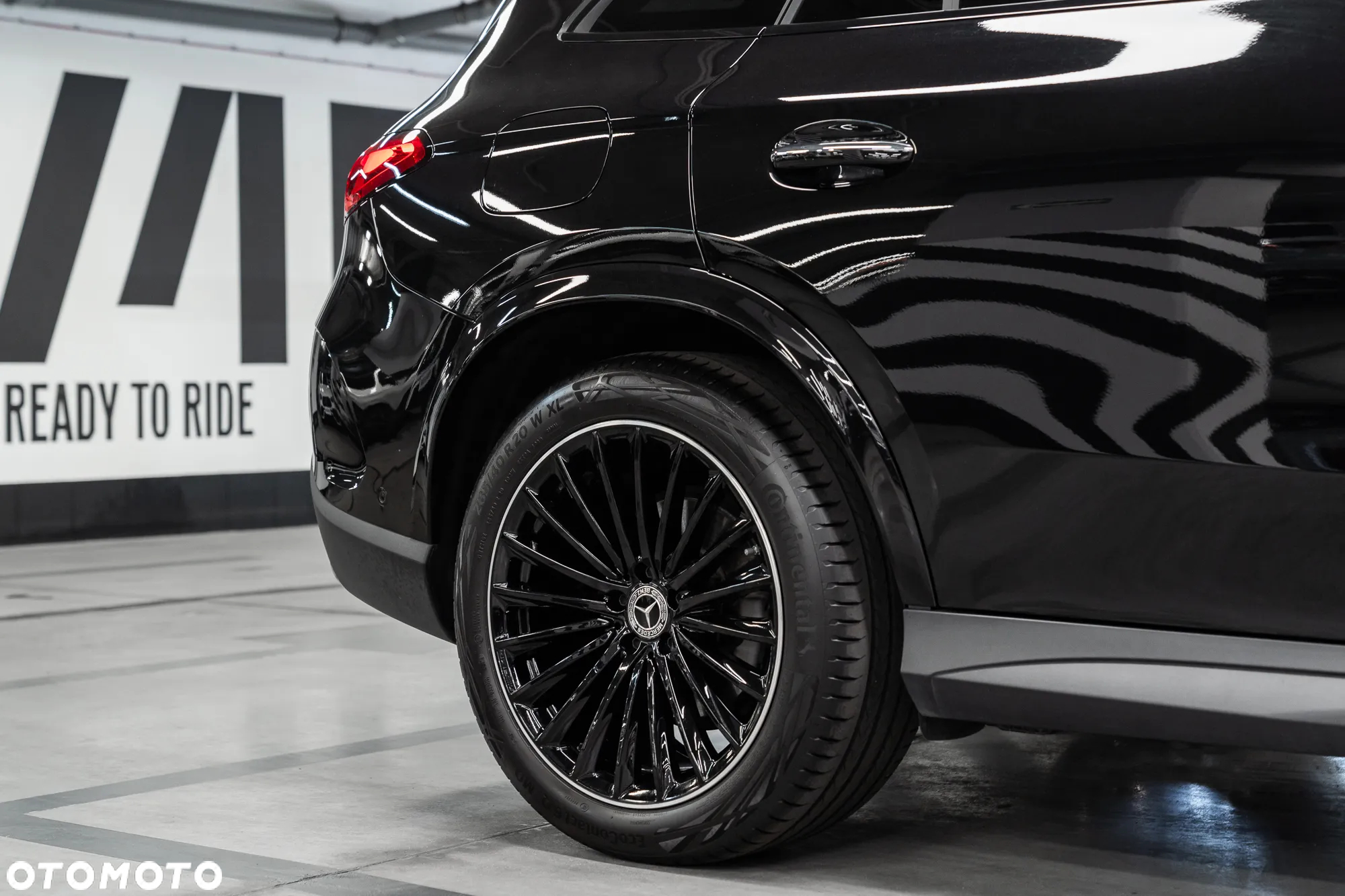 Mercedes-Benz GLC - 16