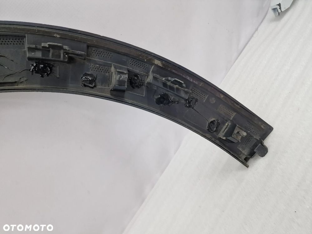 PORSCHE CAYENNE III 3 9Y0 18- PRAWA TYLNA TYLNIA TYŁ LISTWA NA BŁOTNIK , NR 9Y0854732D , NR AUKCJI NLB105 - 8