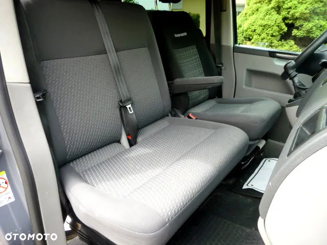 Volkswagen Transporter - 24