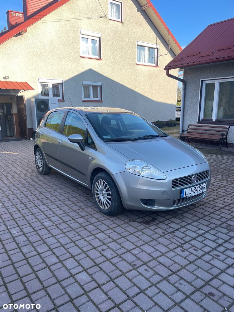 Fiat Grande Punto - 8