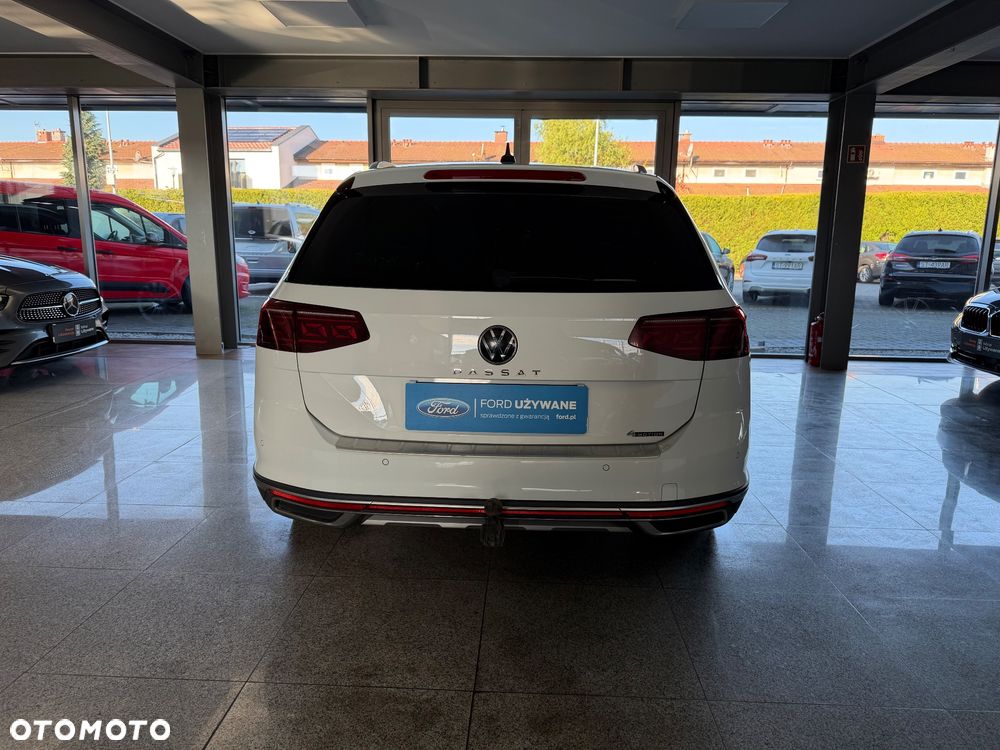 Volkswagen Passat 2.0 TDI SCR DSG 4Motion Business - 13