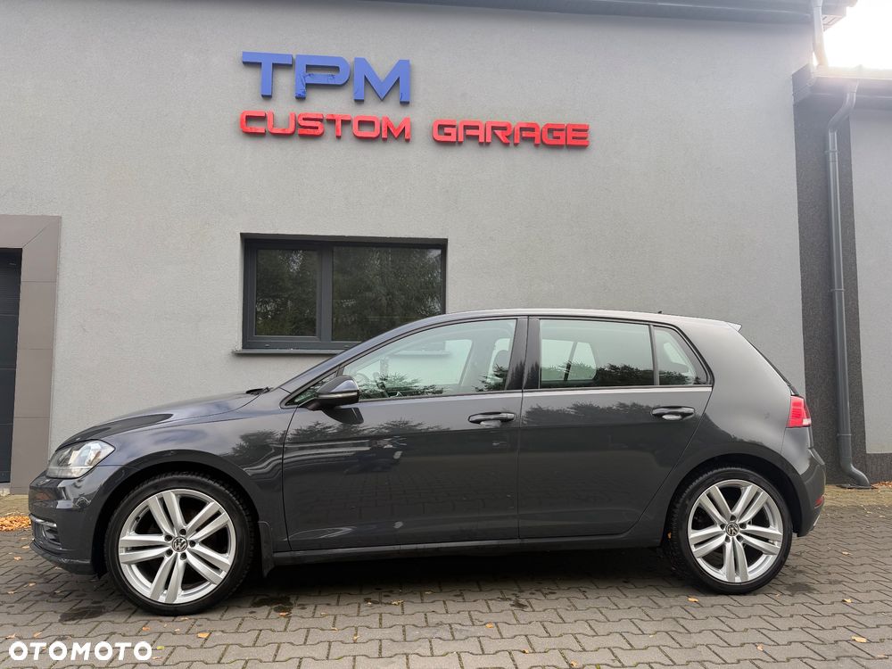 Volkswagen Golf - 4