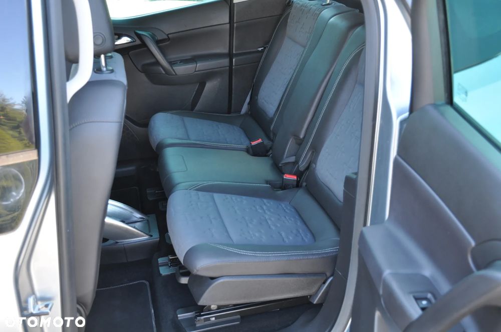 Opel Meriva 1.4 T Cosmo - 26