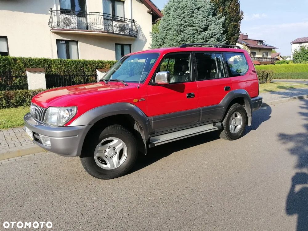 Toyota Land Cruiser - 1