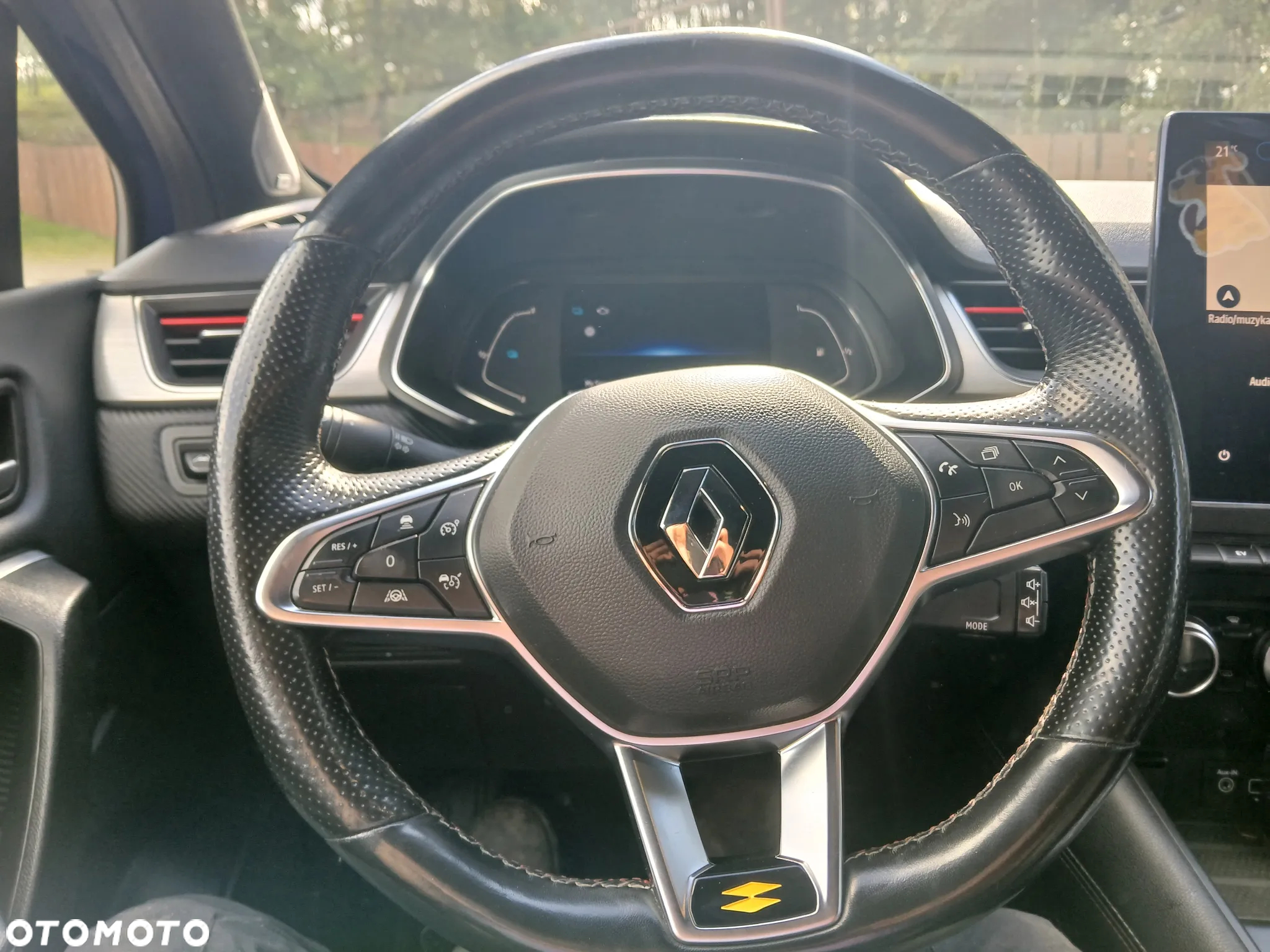 Renault Captur 1.6 E-TECH Full Hybrid 145 Intens - 10