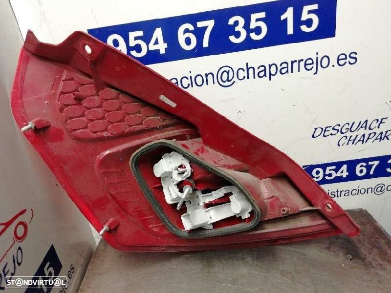 FAROLIM TRASEIRO DIREITO FORD FIESTA VI 2010 - - 1