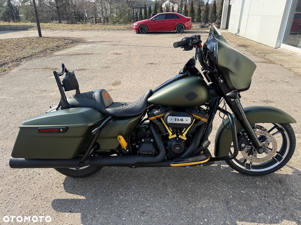 Harley-Davidson Touring Street Glide - 1