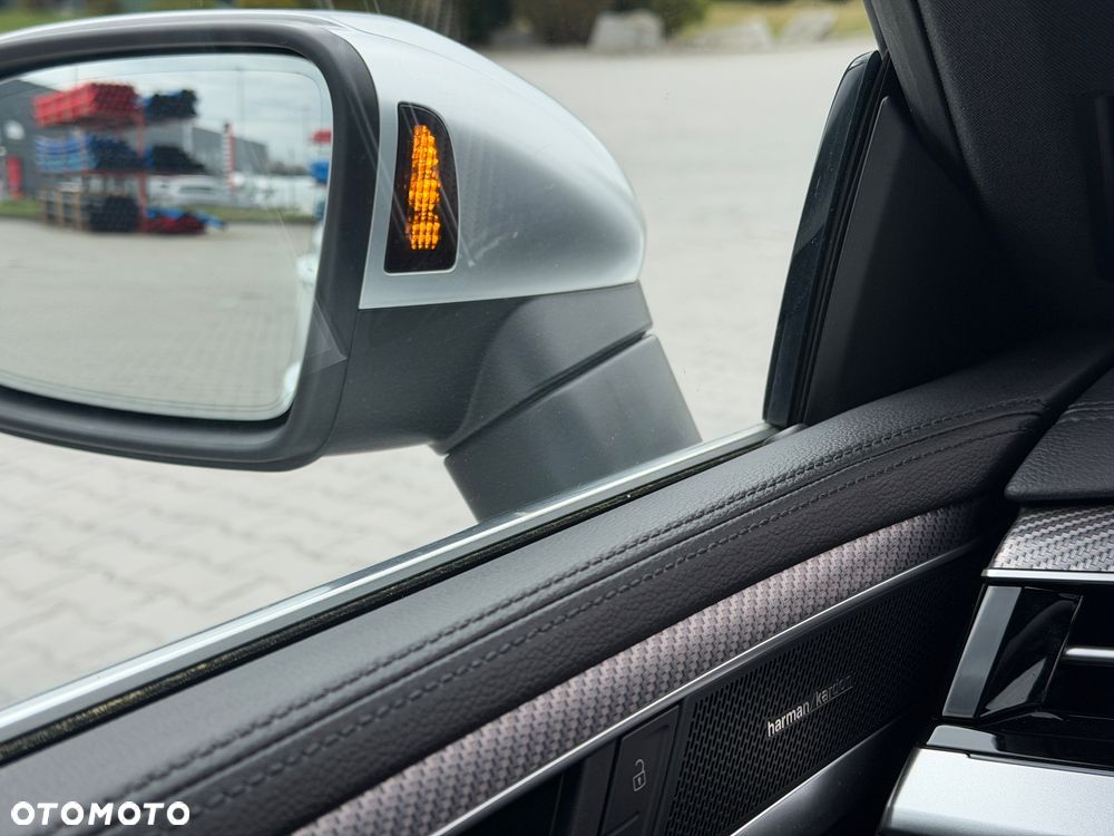 Volkswagen Arteon 2.0 TSI 4Motion R DSG - 29