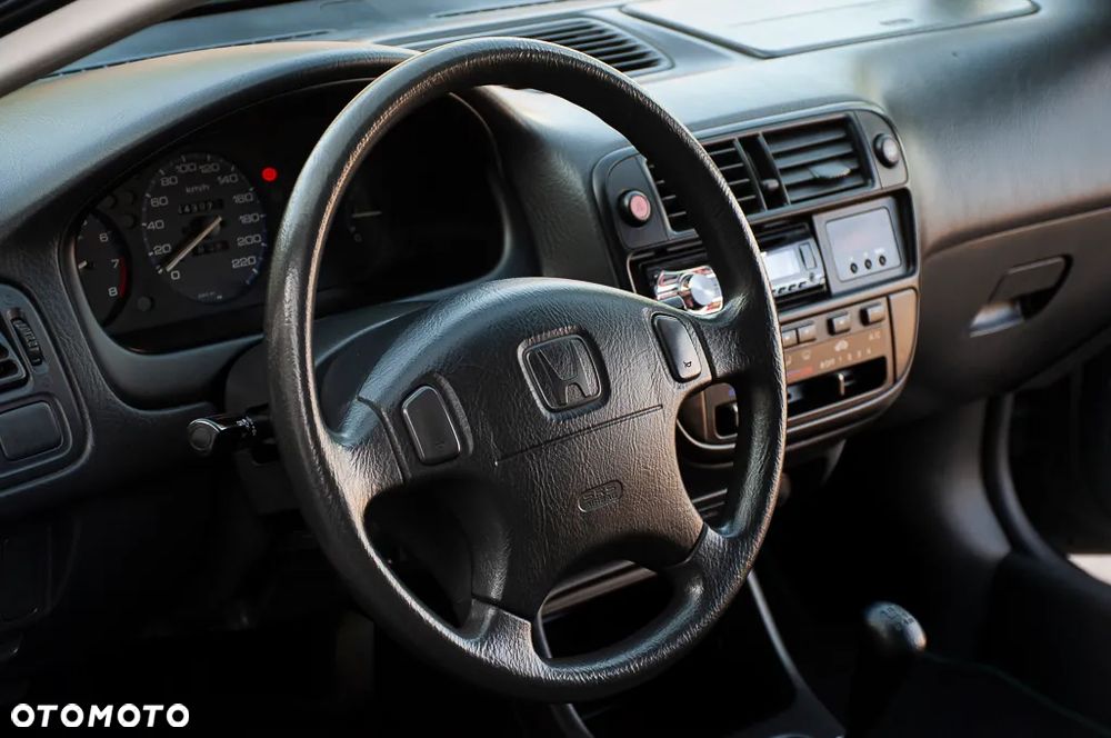 Honda Civic 1.5i VTEC LS - 6