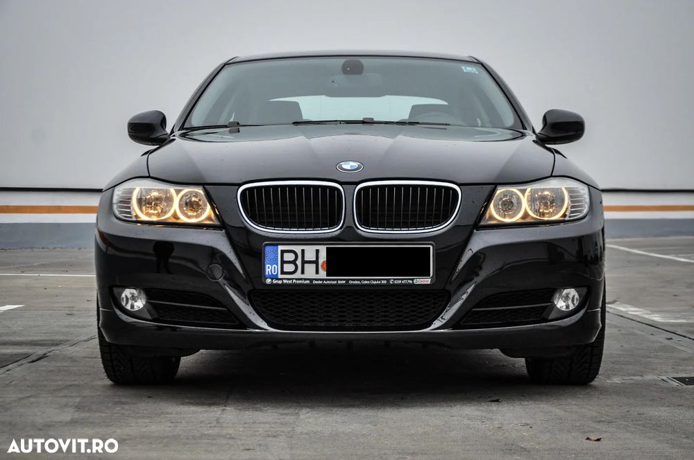 BMW Seria 3 318d DPF - 6