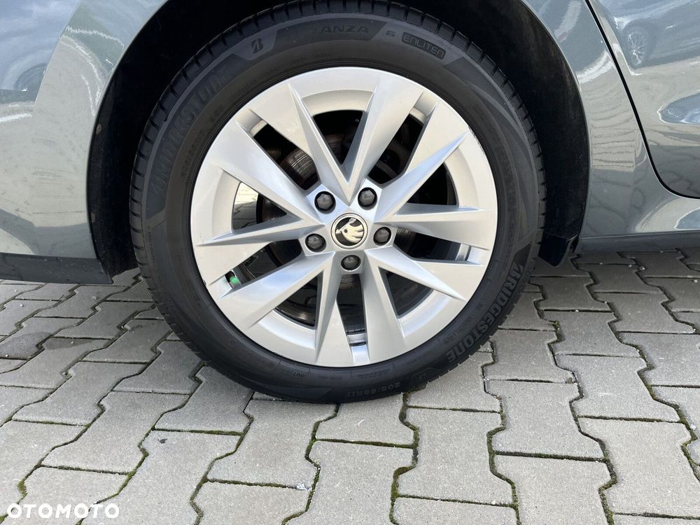 Skoda Octavia 2.0 TDI Ambition - 20