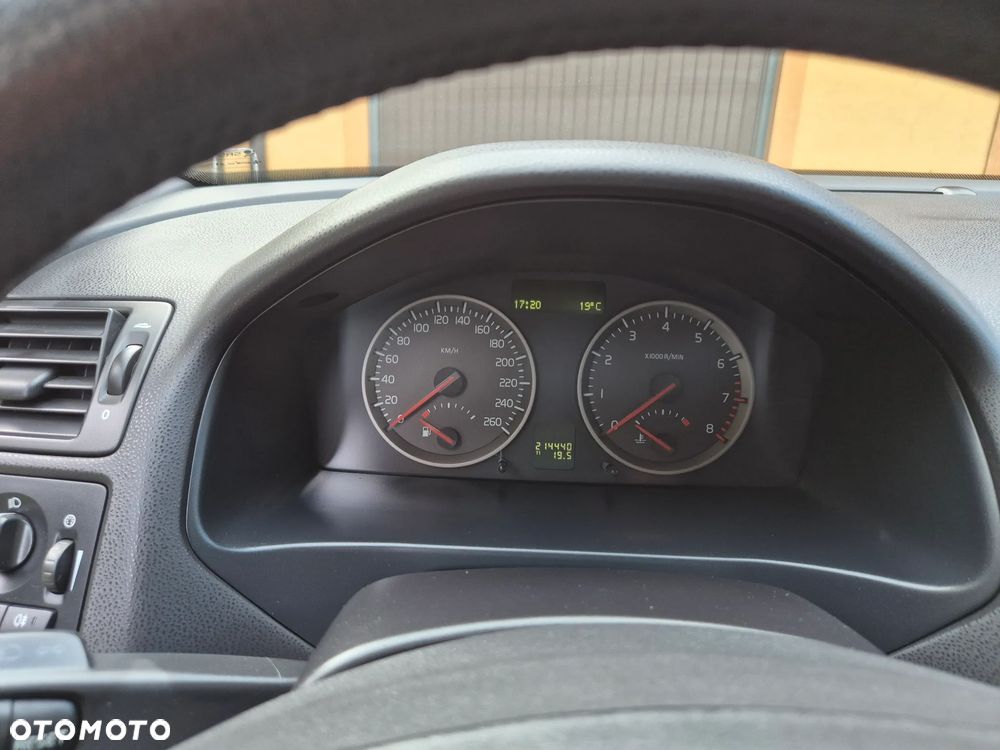 Volvo V50 - 18