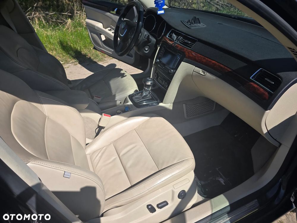 Skoda Superb 3.6 FSI 4x4 Elegance DSG - 13