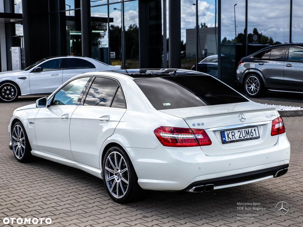 Mercedes-Benz Klasa E - 15