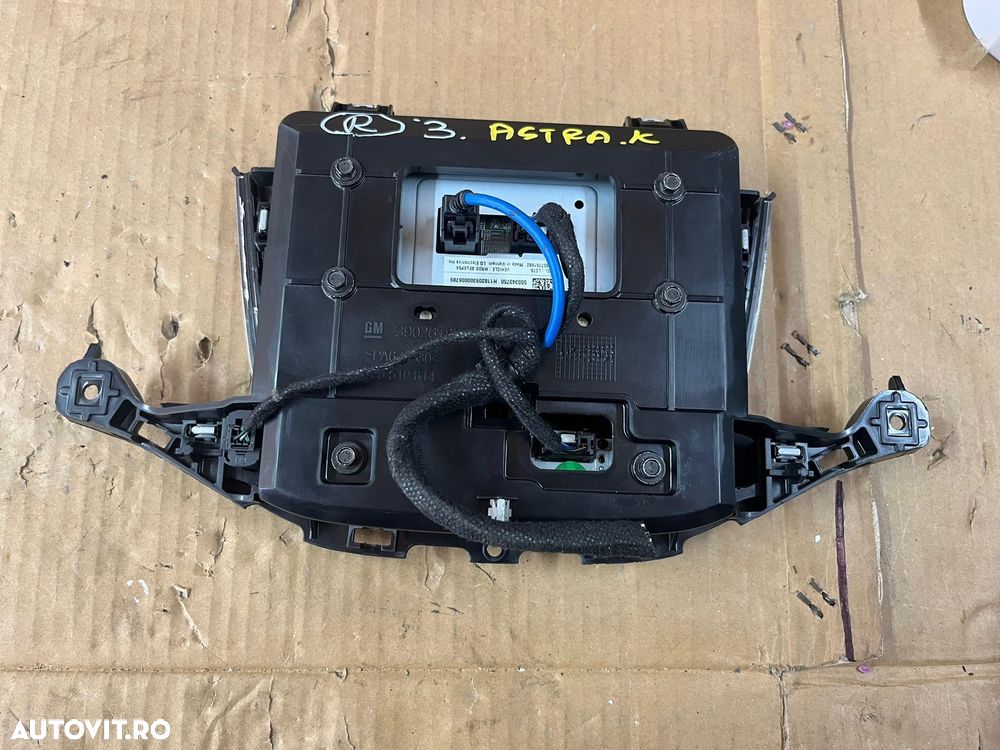 Display navigatie OPEL ASTRA K an 2016 - 2