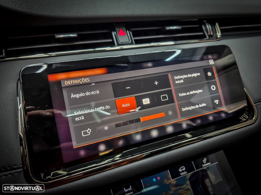 Land Rover Range Rover Evoque P300e R-Dynamic SE - 36