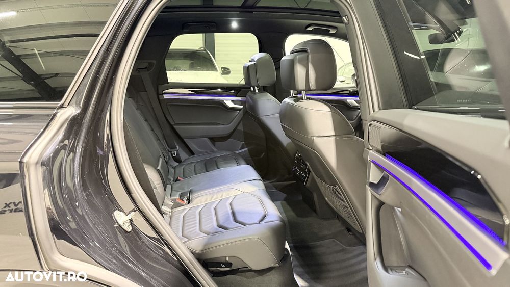 Volkswagen Touareg V6 TSI eHybrid PHEV R - 24