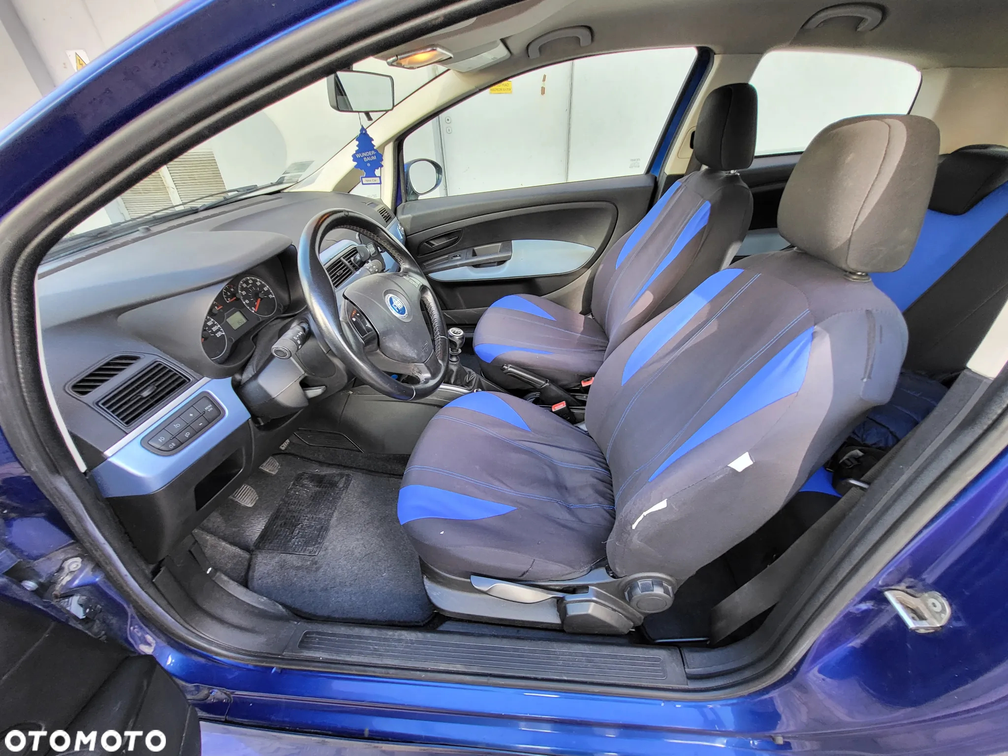 Fiat Grande Punto - 13