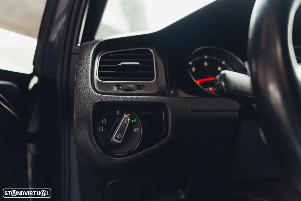 VW Golf 2.0 TDi GTD DSG - 20