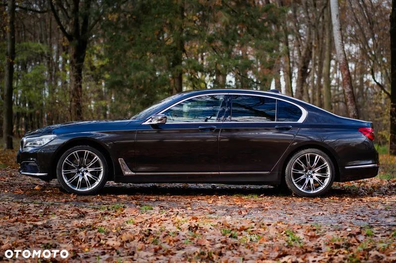 BMW Seria 7 740d xDrive - 16