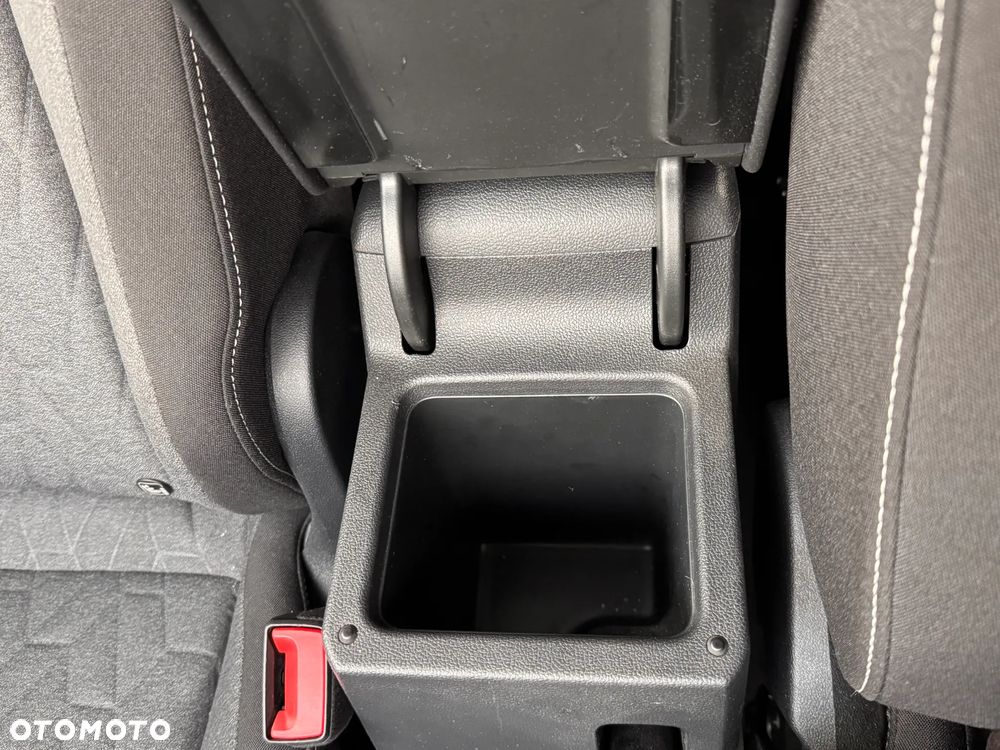 Volkswagen T-Cross 1.0 TSI Life DSG - 28