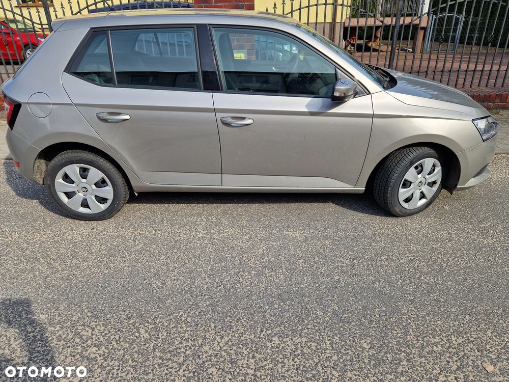 Skoda Fabia 1.0 TSI Ambition - 4