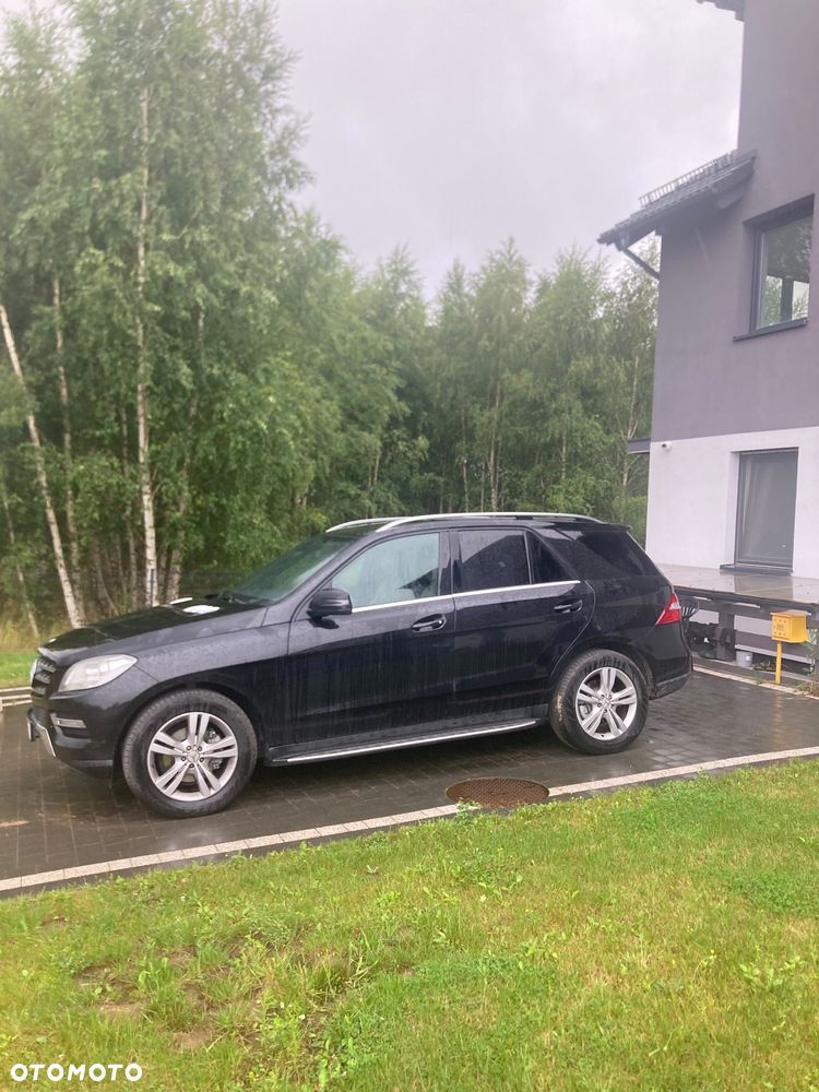 Mercedes-Benz ML 350 BlueTec 4-Matic - 5