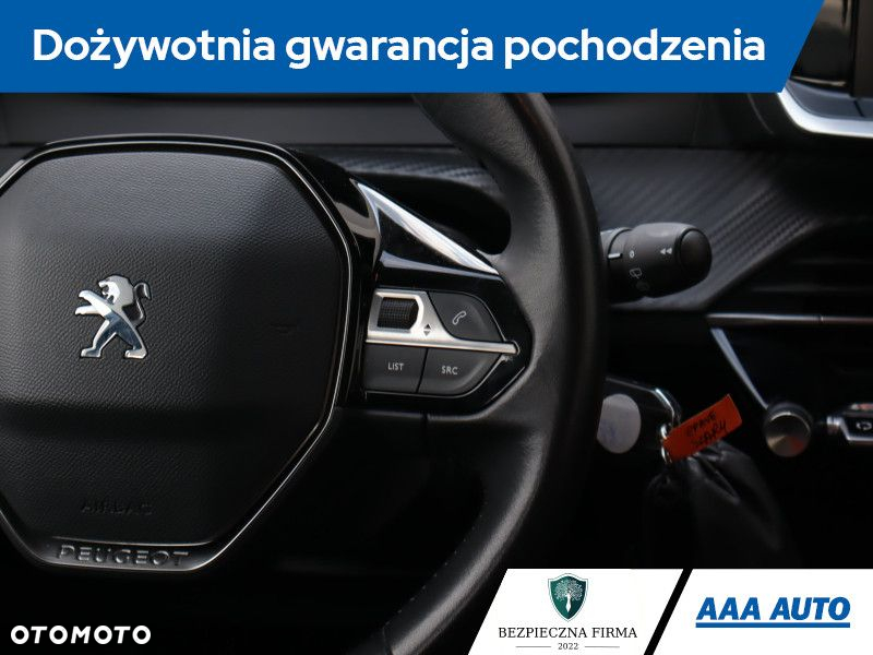 Peugeot 208 - 20