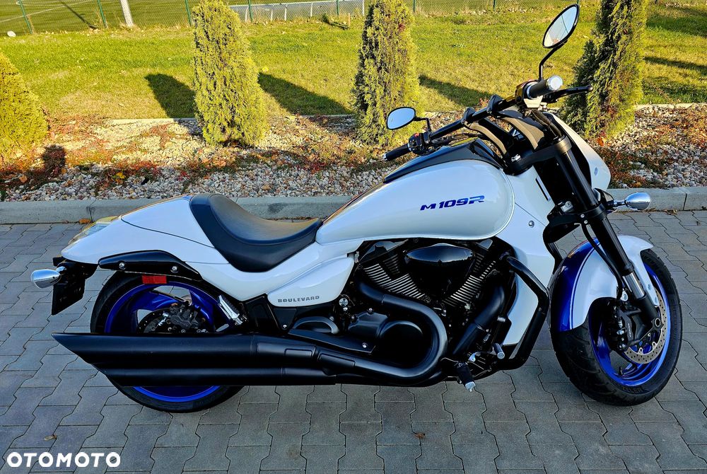 Suzuki Boulevard - 11