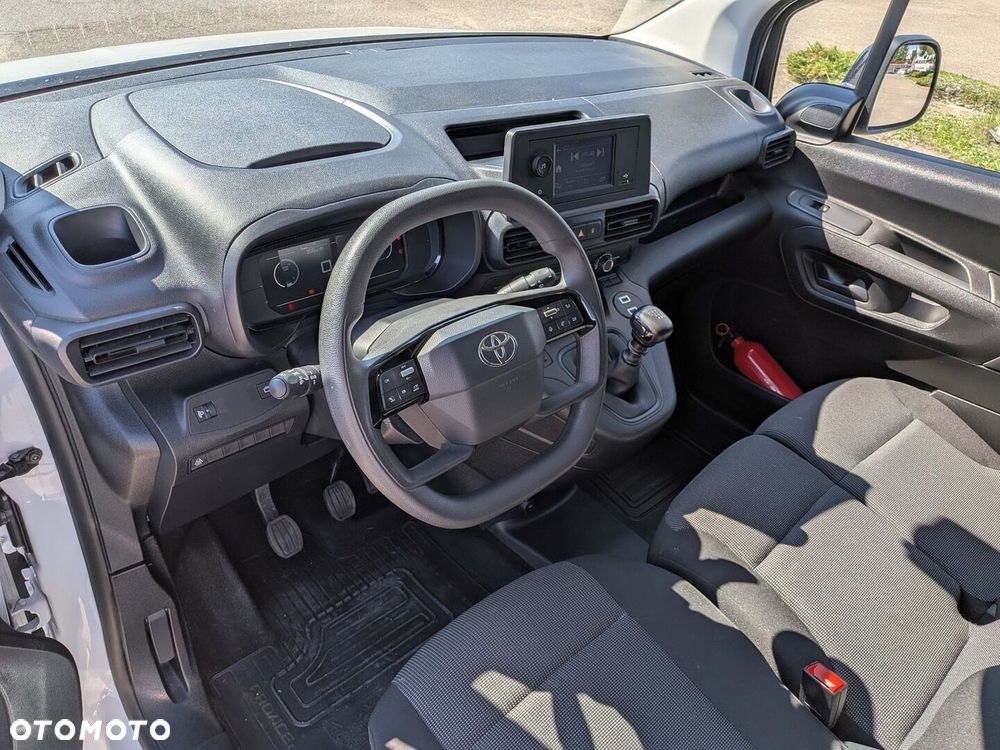 Toyota PROACE CITY - 11