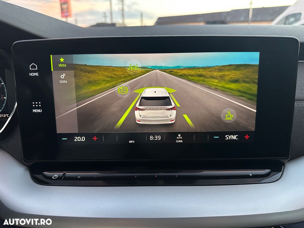 Skoda Octavia 2.0 TDI DSG Sportline - 35