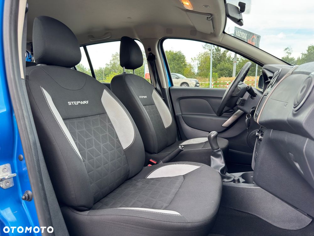 Dacia Sandero 0.9 TCe SL Celebration S&S - 26