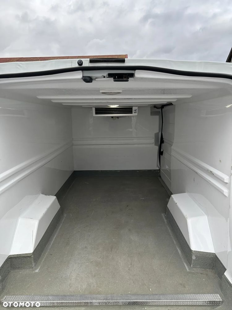 Renault Trafic - 7