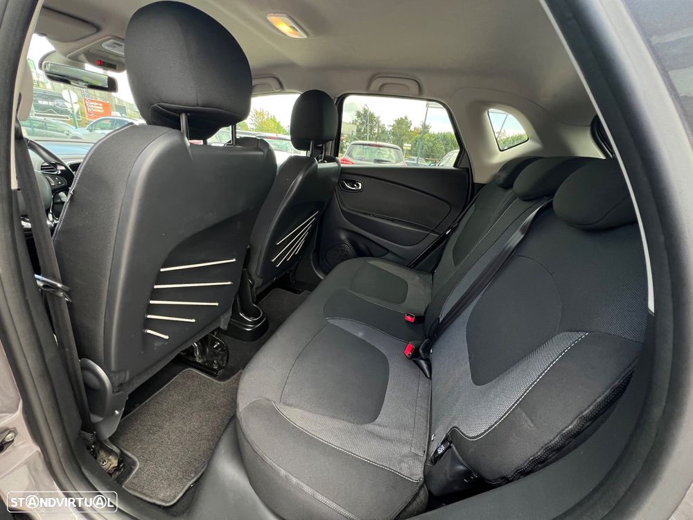 Renault Captur 1.5 dCi - 13
