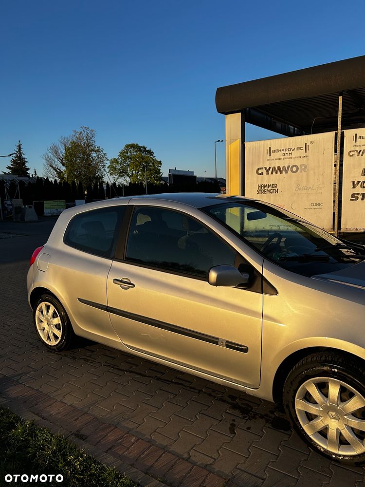 Renault Clio - 4
