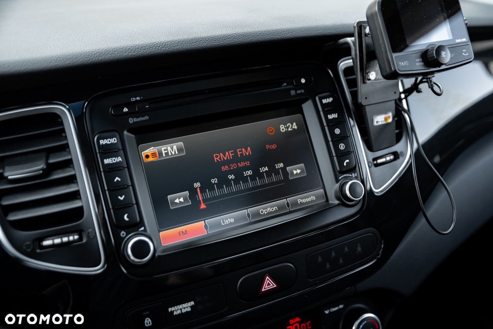 Kia Carens 1.7 CRDi 141 ISG Vision - 29