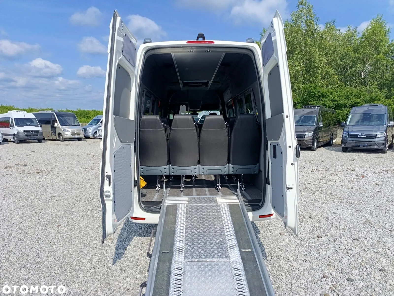 Mercedes-Benz eSprinter - 6