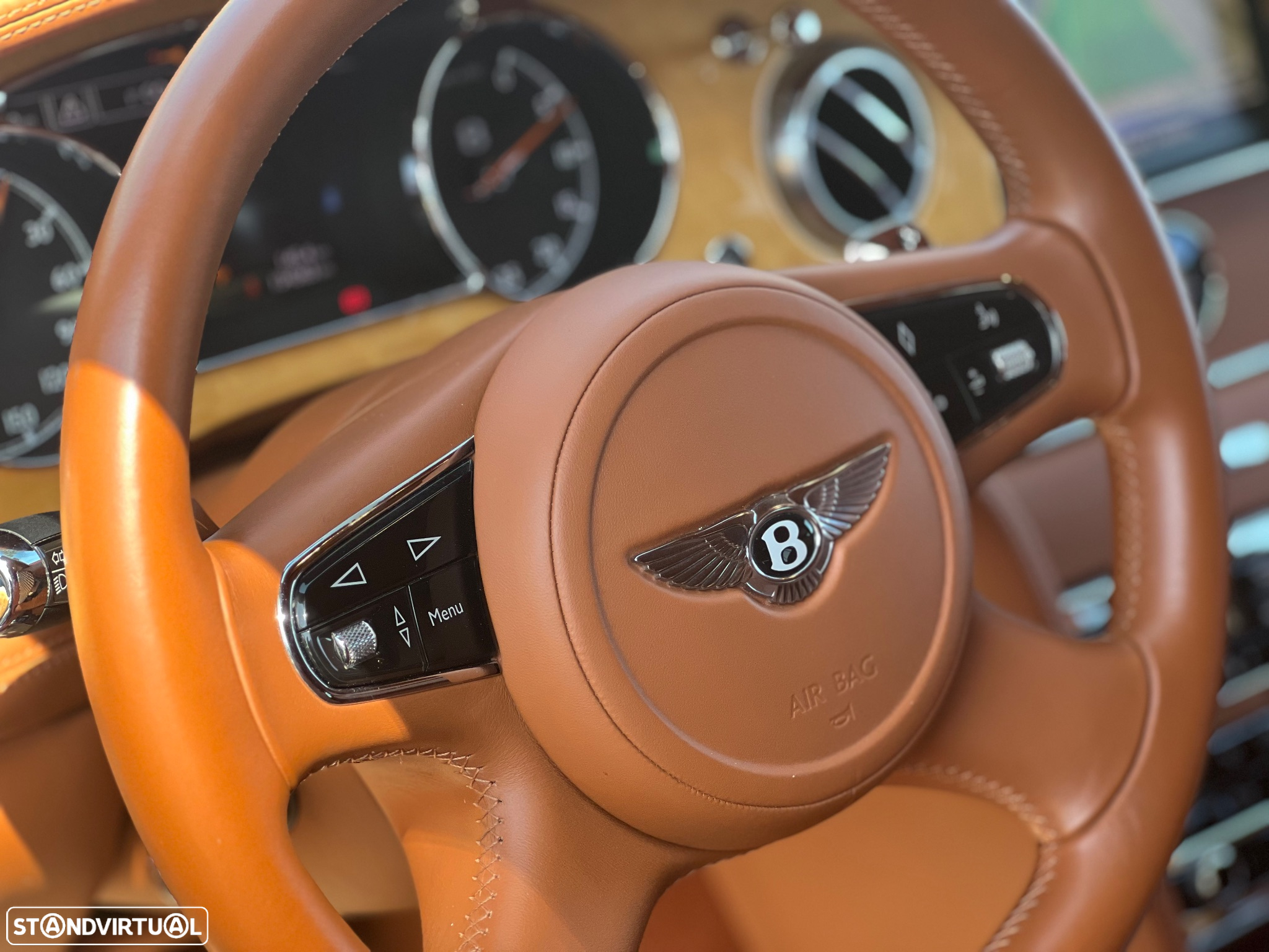 Bentley Mulsanne Standard - 32