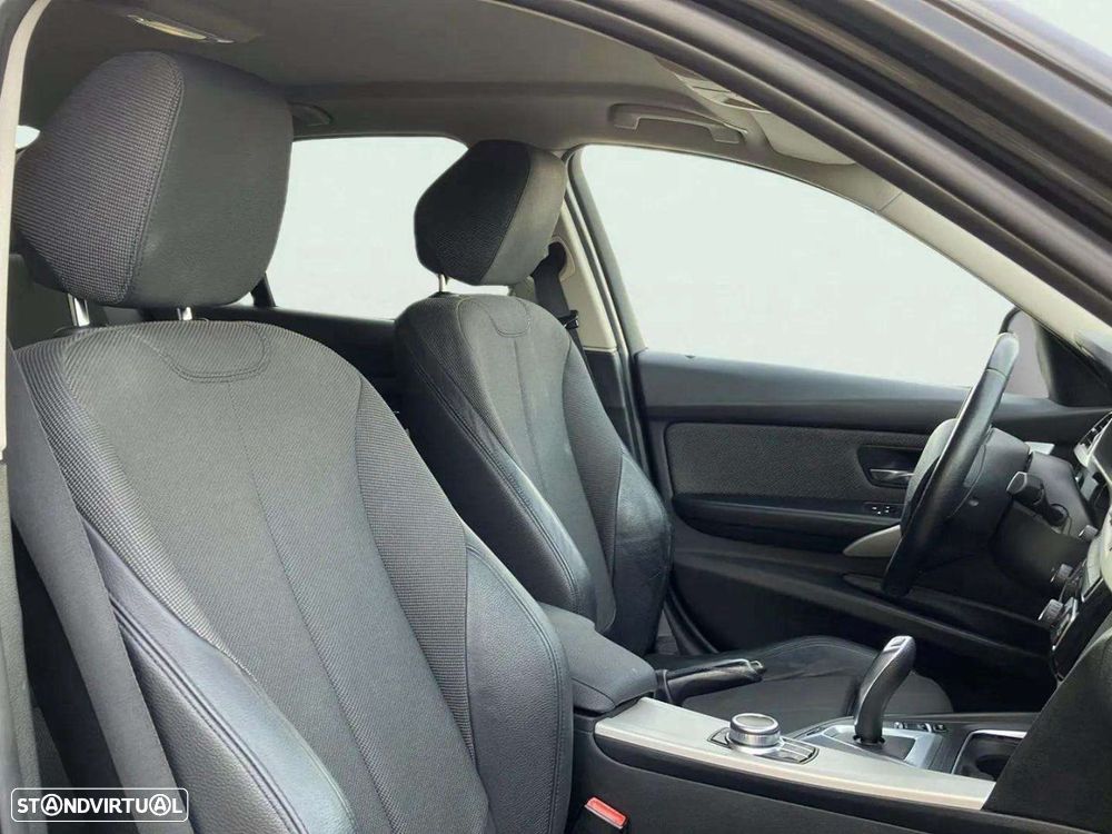 BMW 330 e iPerformance - 15