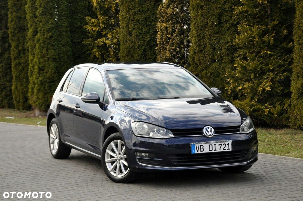 Volkswagen Golf - 2