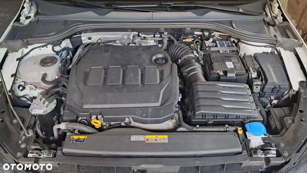 Volkswagen Golf 2.0 TDI Life - 33