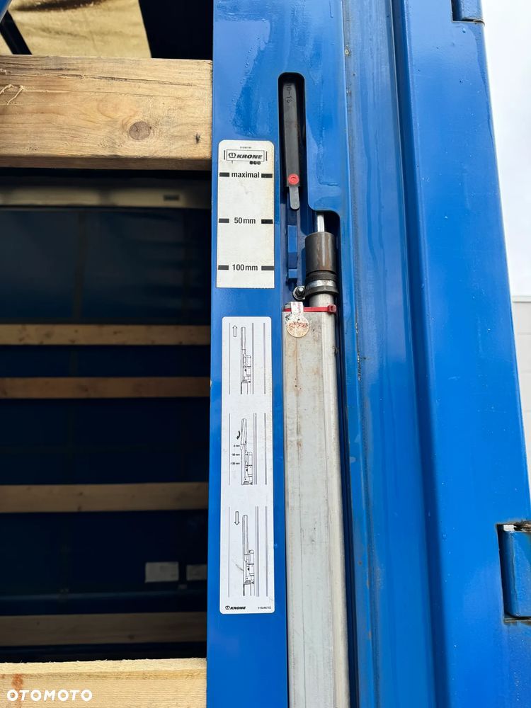 Krone SD Firanka Certyfikat XL, Dach podnoszony - 16