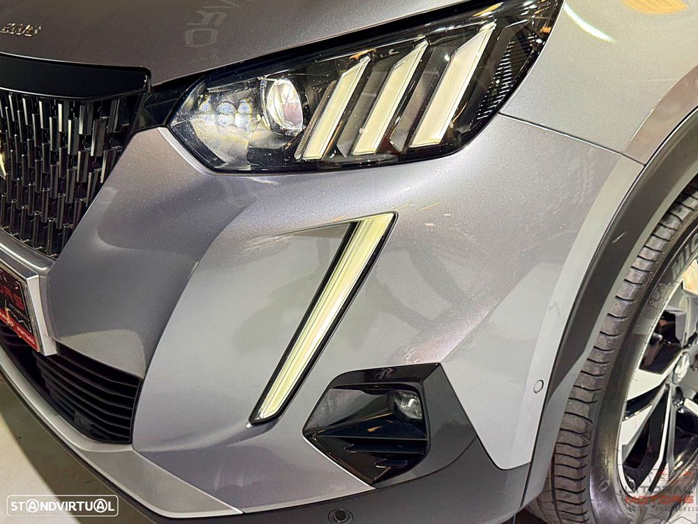 Peugeot 2008 1.2 PureTech GT EAT8 - 6