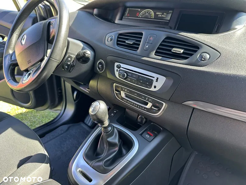 Renault Scenic - 19