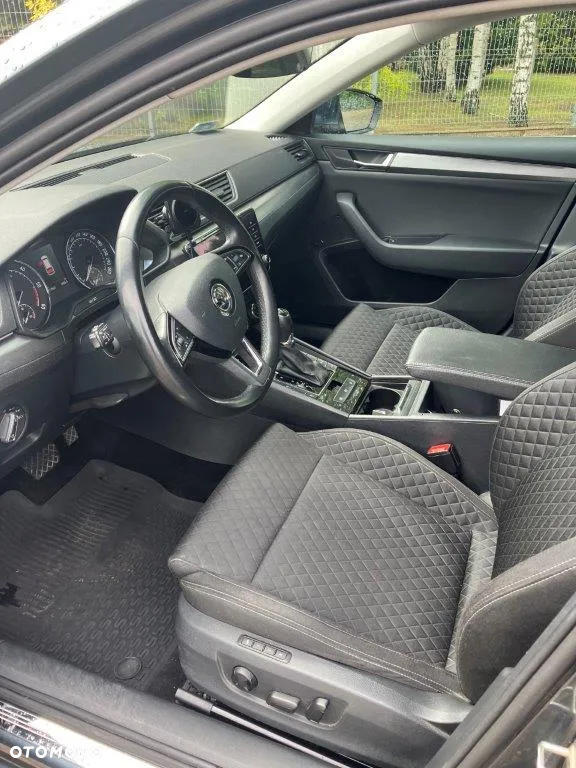 Skoda Superb 2.0 TDI SCR Style DSG - 13