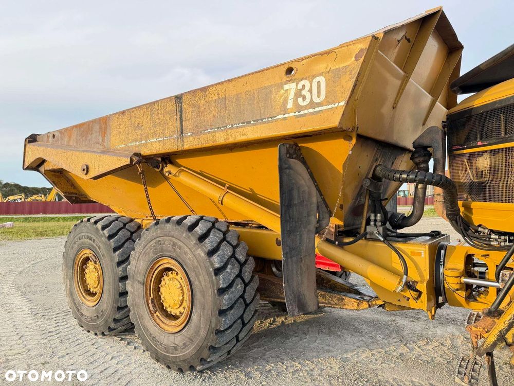 Caterpillar 730 - 13