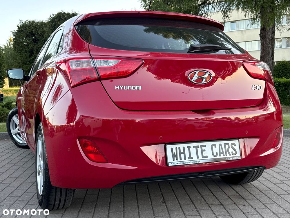 Hyundai i30 1.4 Fifa World Cup Edition - 35