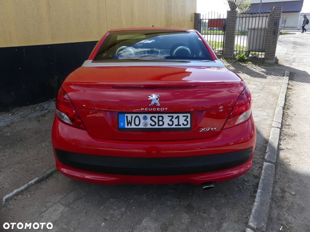 Peugeot 207 CC - 16