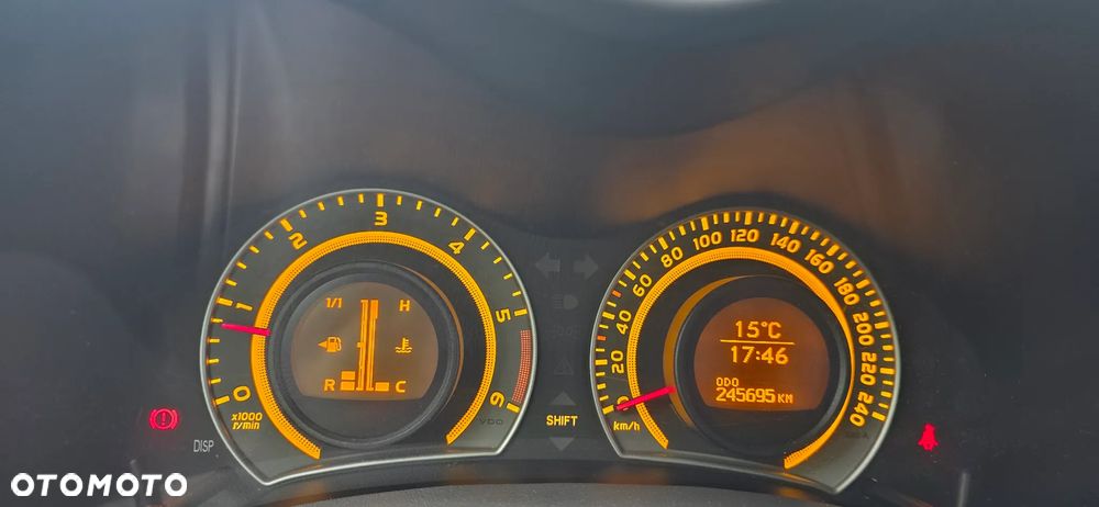 Toyota Auris 2.0 D-4D Premium - 21
